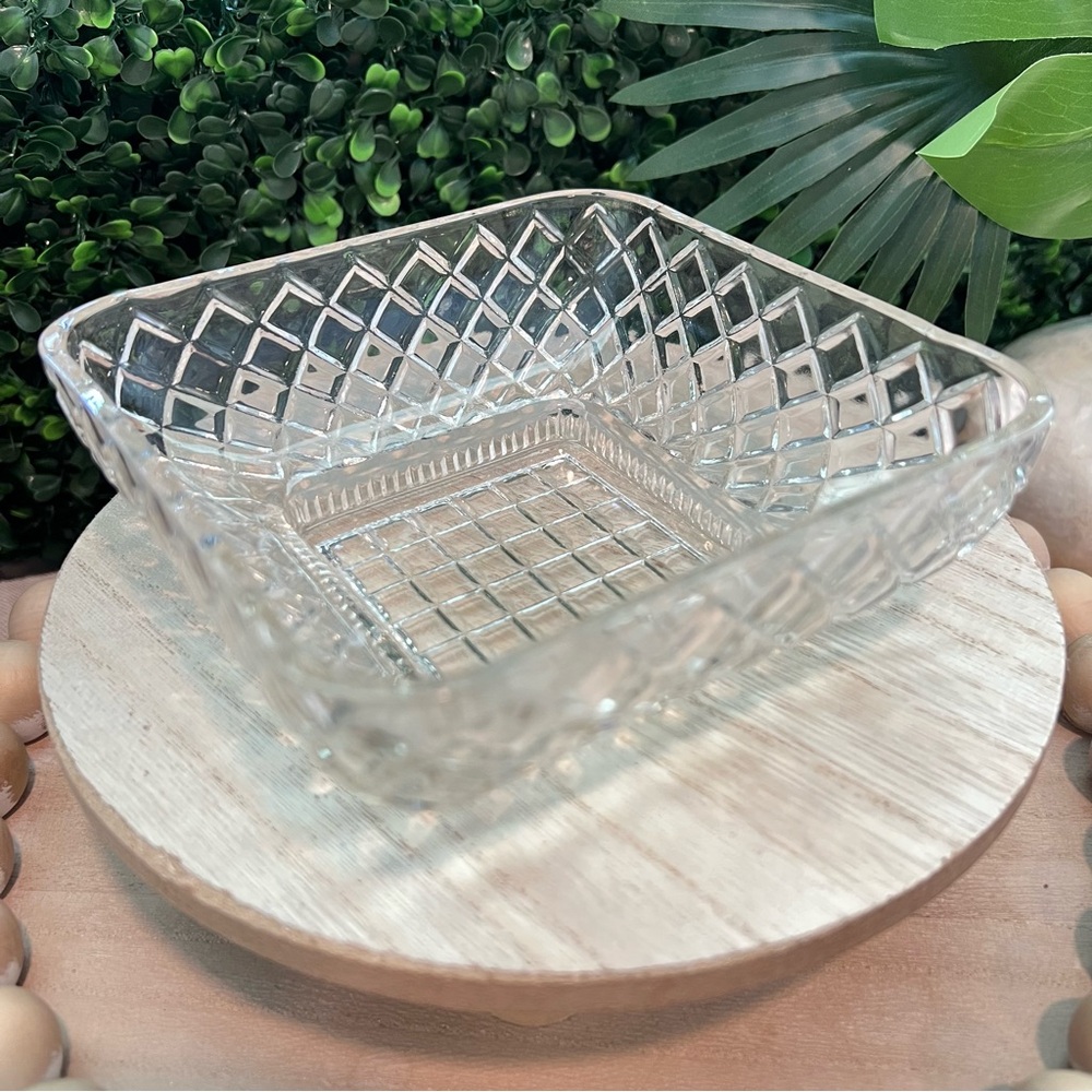 Vintage Federal Glass Clear Diamond Lattice Bowl Square Criss Cross Depression